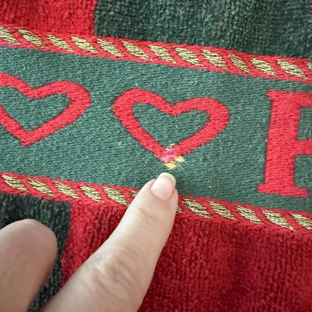 Christmas Peace Towel Set Red Green Checkerboard Hearts Gold Trim Cotton 3-Piece